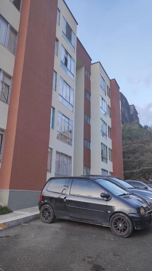 Sandy Apartamento Санта-Роса-де-Кабаль Экстерьер фото